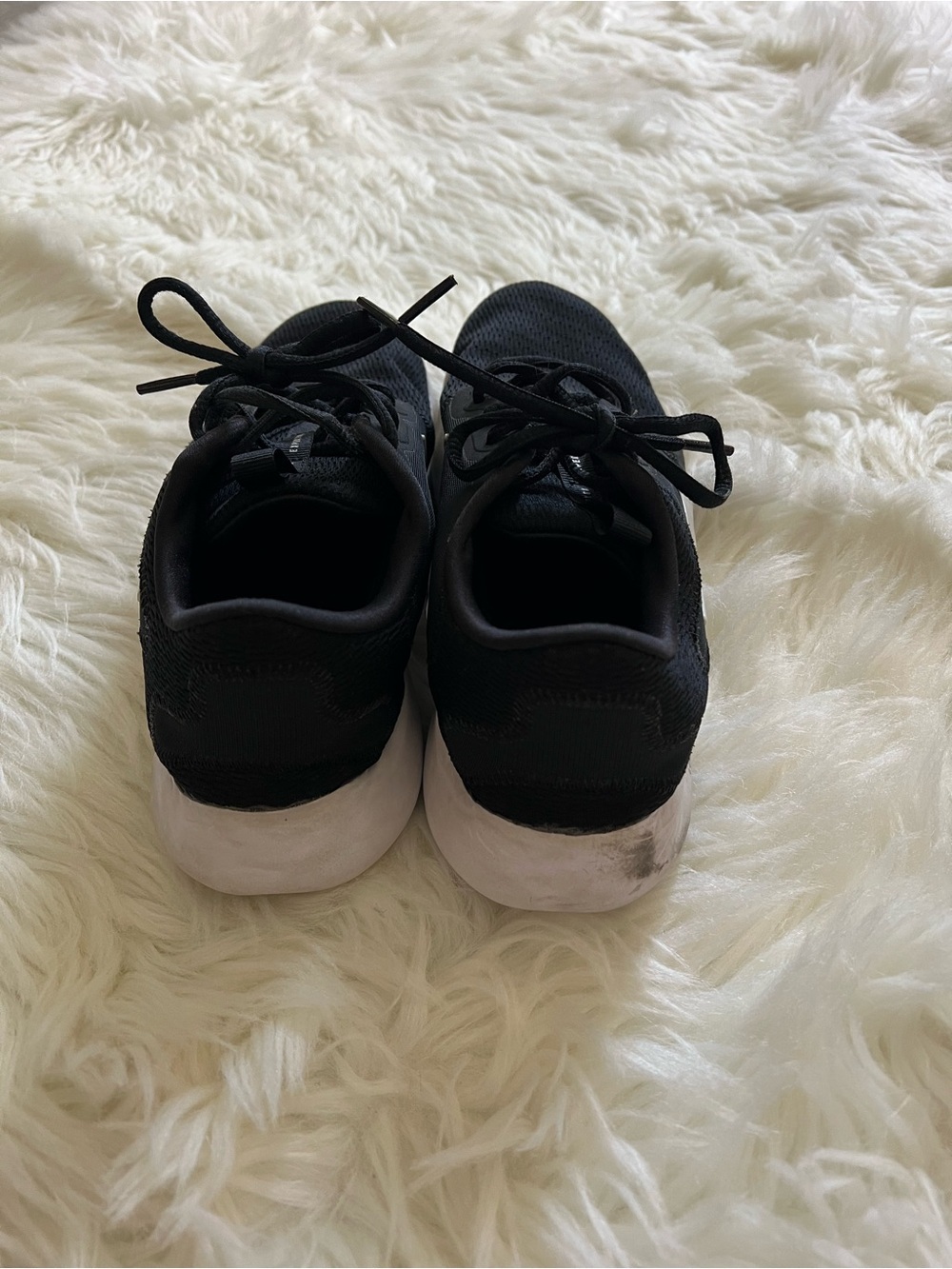 Nike Black & White Womens Shoes Size 8 - Picture 5 of 6